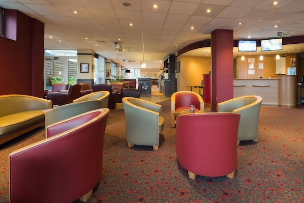 ibis Mons Centre Gare accepte les chiens à Mons