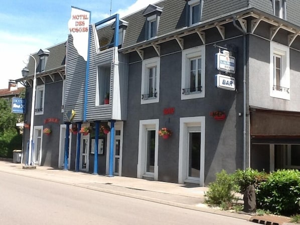 Hôtel Des Vosges accepte les chiens à Contrexeville