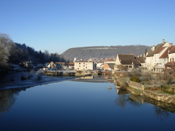 La Table de Gustave accepte les chiens à Ornans