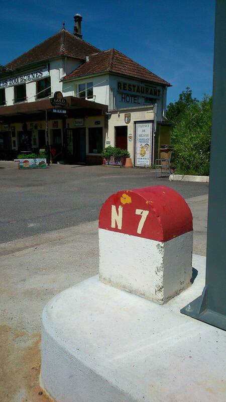 200 Bornes accepte les chiens à Pouilly-sur-Loire