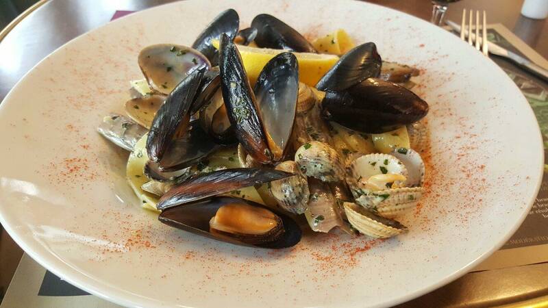 Grand Cafe le Gambrinus accepte les chiens à Alès