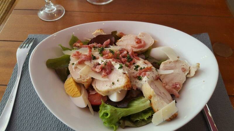 Bistrot de la Paix Rochefort accepte les chiens à Rochefort