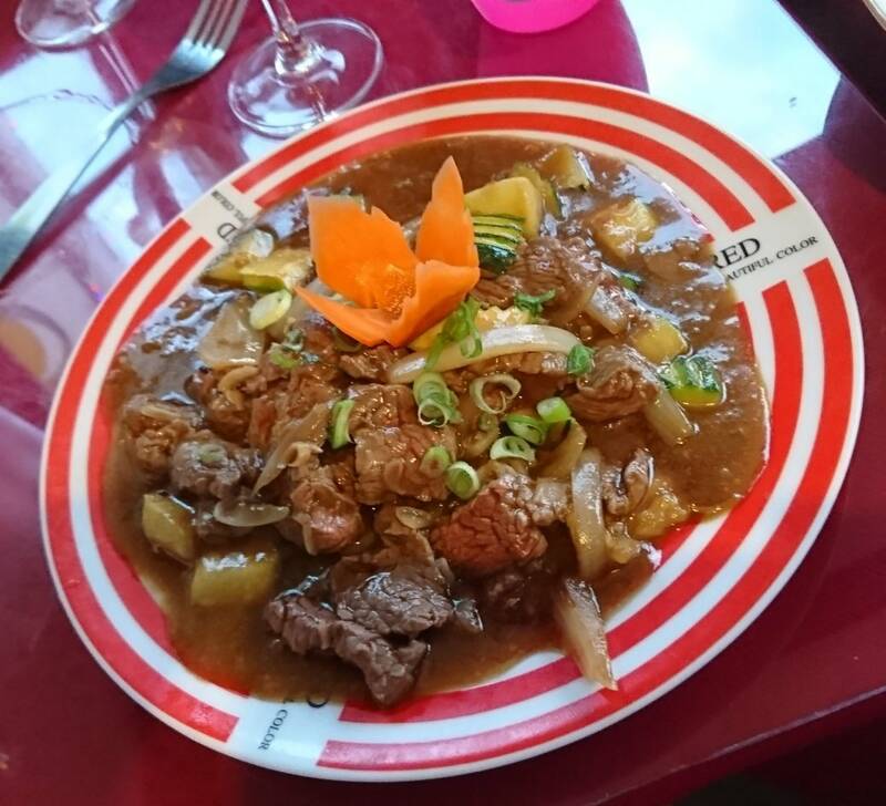 Escale D'Asie accepte les chiens à Saint-Jean-Pla-de-Corts