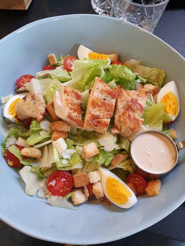 Bistro La Gare accepte les chiens à Saint-Ismier