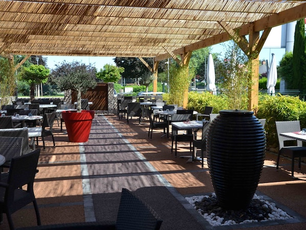 Ibis Chalon Sur Saone Europe accepte les chiens à Chalon-sur-Saone