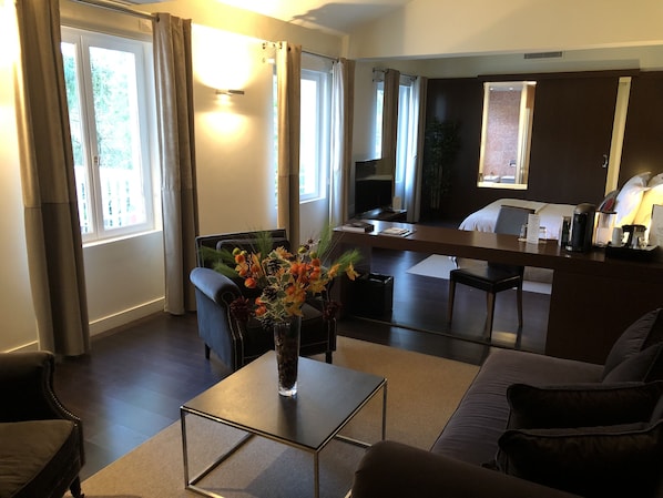 Les Pléiades Hôtel - Spa - Restaurant accepte les chiens à Barbizon