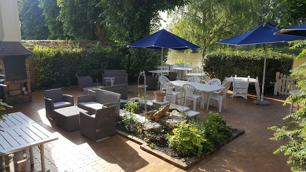 Hôtel Le Gonfalon accepte les chiens à Germigny-l'Eveque