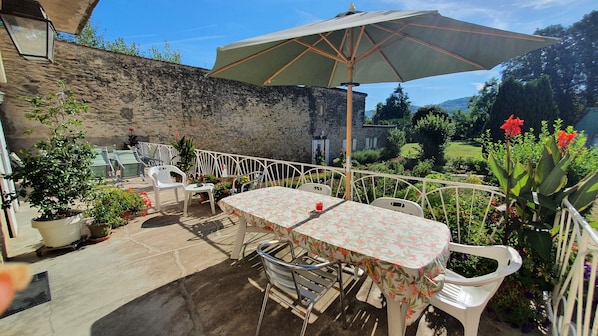 Chez Pierre accepte les chiens à Remoncourt