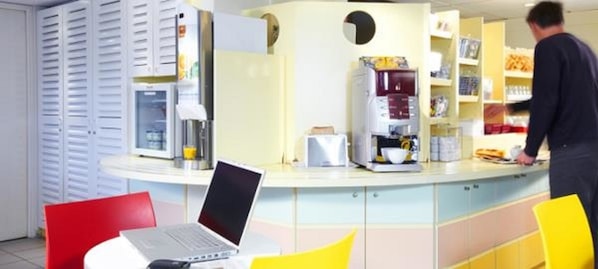 Premiere Classe Bourges (6 kms du centre-ville) accepte les chiens à Bourges