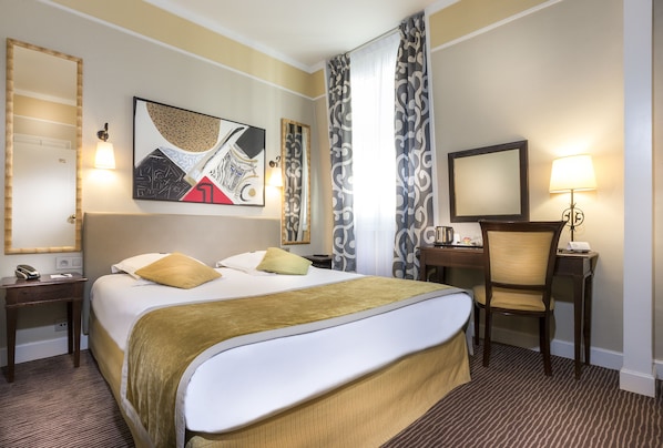 Hôtel du Bois Champs-Elysées accepte les chiens à Paris