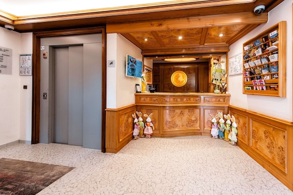 Best Western Plus Au Cheval Blanc Mulhouse Nord accepte les chiens à Baldersheim