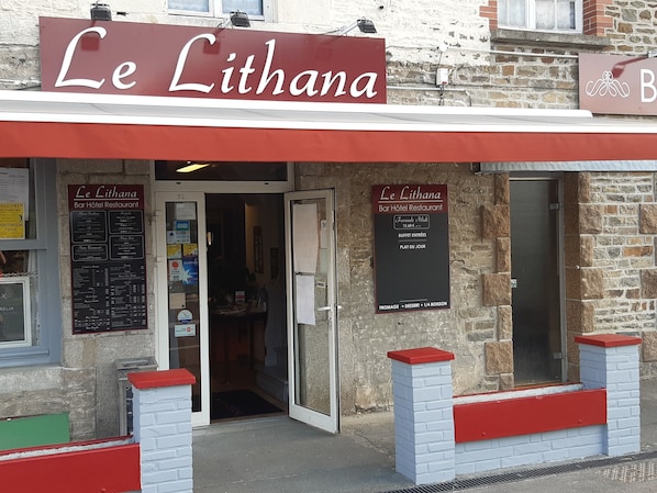 Le Lithana accepte les chiens à Pontorson