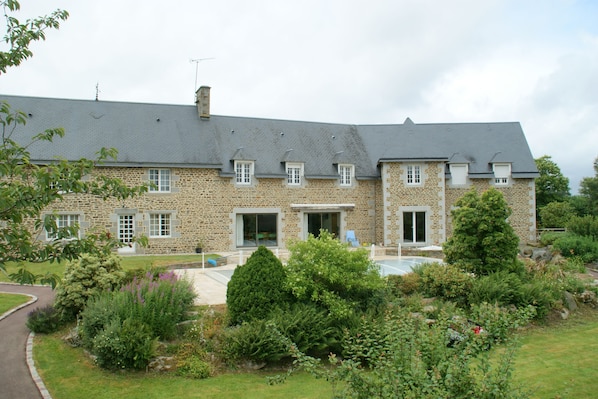 Le Relais Postal B&B accepte les chiens à Noues de Sienne