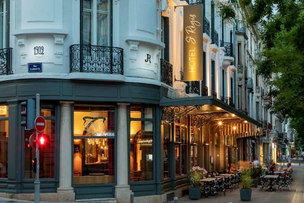 Hotel Saint Regis accepte les chiens à Chalon-sur-Saone