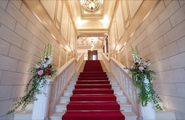 Château de Cîteaux accepte les chiens à Meursault