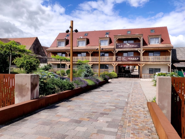 Le Dormeur accepte les chiens à Dorlisheim