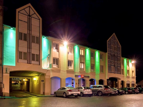 ibis Alencon accepte les chiens à Alencon