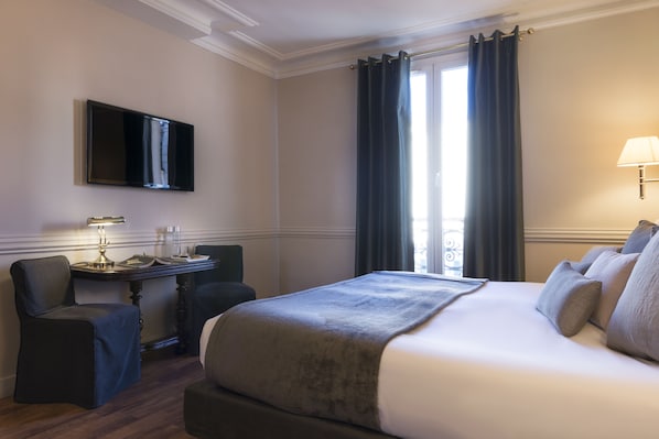 Hotel de la Porte Dorée accepte les chiens à Paris