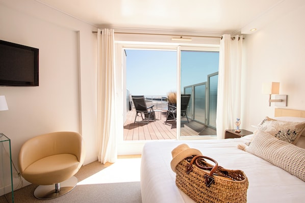 La Marine accepte les chiens à Barneville-Carteret