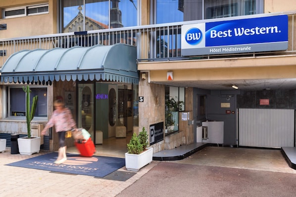 Best Western Hotel Mediterranee Menton accepte les chiens à Menton