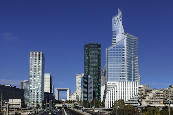 Novotel Paris La Défense Esplanade accepte les chiens à Courbevoie