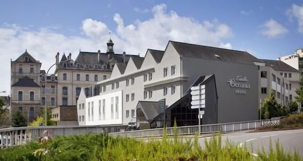 Escale Oceania Vannes accepte les chiens à Vannes