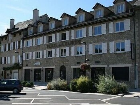 Hôtel l'Europe accepte les chiens à Marvejols