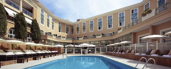 Grand Hôtel Roi René Aix-en-Provence Centre – MGallery accepte les chiens à Aix-en-Provence