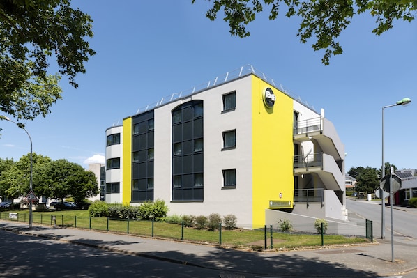 B&B HOTEL Cholet Sud accepte les chiens à Cholet