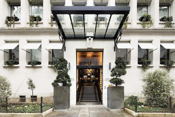 Juliana Hotel Paris accepte les chiens à Paris