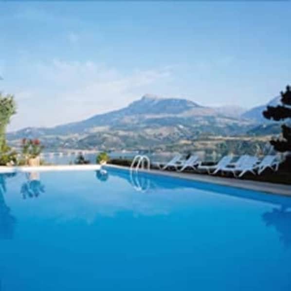 Hotel Eden Lac accepte les chiens à Savines-le-Lac