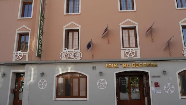 Hôtel Saint Georges accepte les chiens à Saint-Jean-de-Maurienne