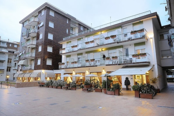 Hotel Arma accepte les chiens à Arma di Taggia