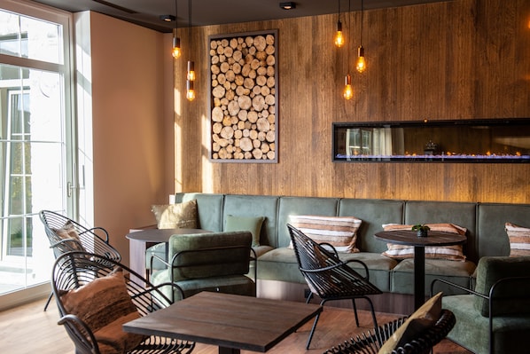 Mercure Han-sur-Lesse accepte les chiens à Rochefort