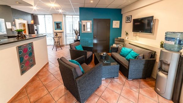 Citotel Furania accepte les chiens à Saint-Etienne