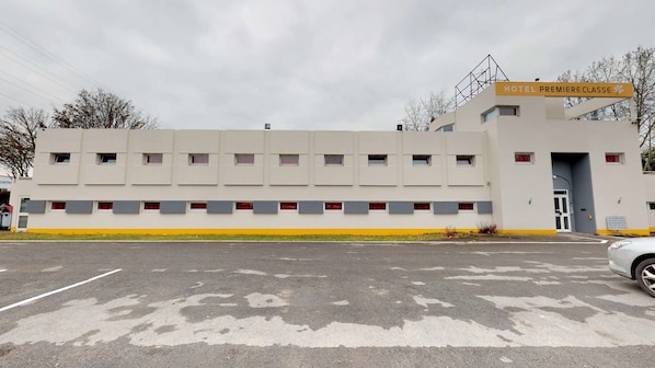 Première Classe Reims Ouest Tinqueux accepte les chiens à Tinqueux