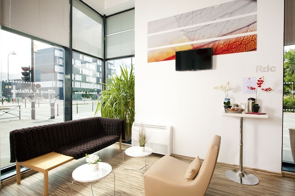 Séjours & Affaires Paris Vitry accepte les chiens à Vitry-sur-Seine