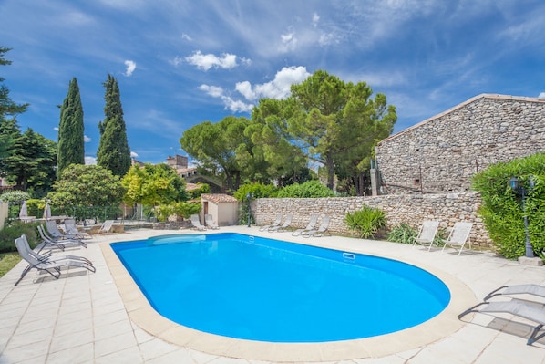 L'Esquielle accepte les chiens à Saint-Genies-de-Malgoires