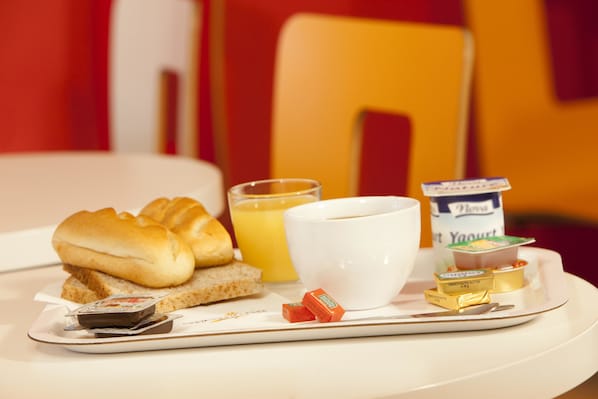 Premiere Classe La Rochelle Nord - Puilboreau accepte les chiens à Puilboreau