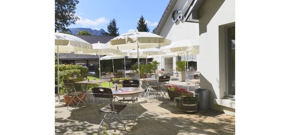 Hotel Campanile Grenoble Nord - Moirans accepte les chiens à Moirans