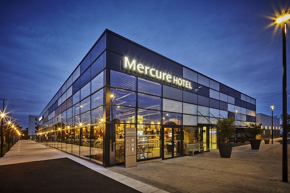 Mercure Paris Orly Tech Airport accepte les chiens à Paray-Vieille-Poste