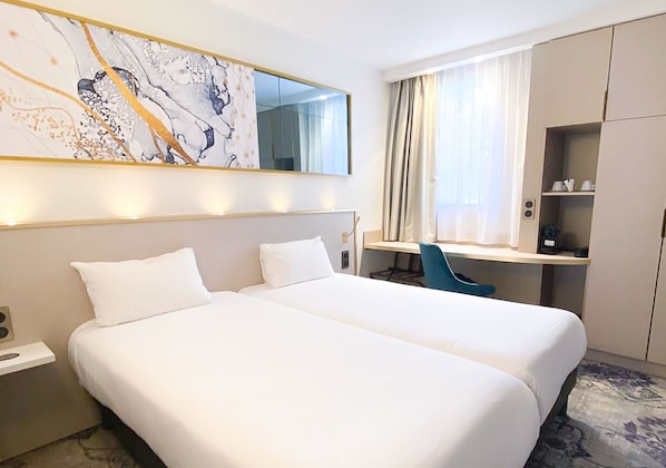 Brit Hotel Bordeaux Aéroport - Le Soretel accepte les chiens à Merignac