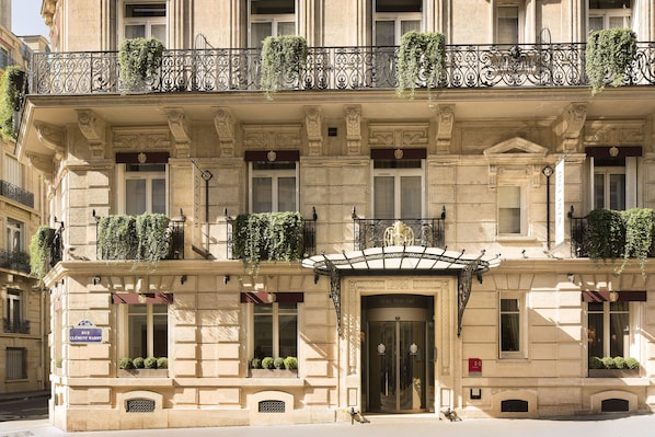 West End Hotel accepte les chiens à Paris