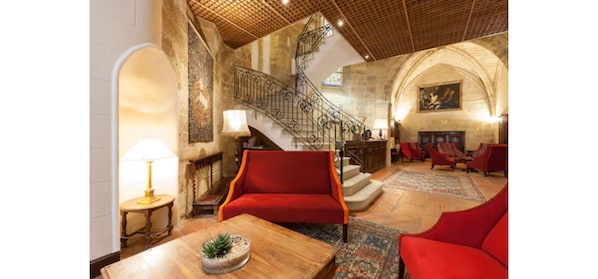 Hotel des Augustins accepte les chiens à Aix-en-Provence