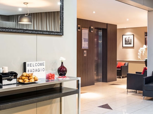 Aparthotel Adagio La Défense Esplanade accepte les chiens à Puteaux