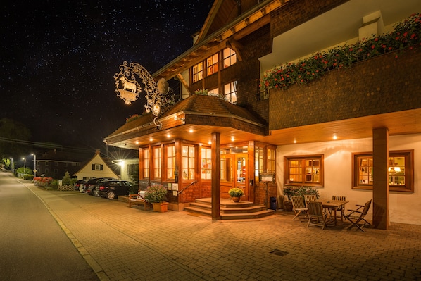 Hotel Restaurant Vinothek Lamm accepte les chiens à Bad Herrenalb