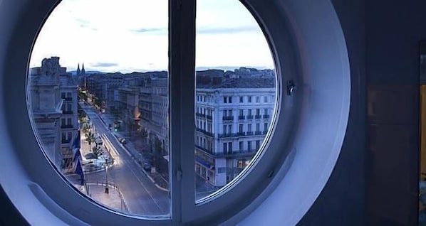 Escale Oceania Marseille Vieux Port accepte les chiens à Marseille