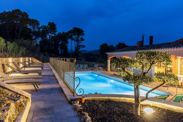 Domaine Rabiega - vineyard and boutique hotel accepte les chiens à Draguignan