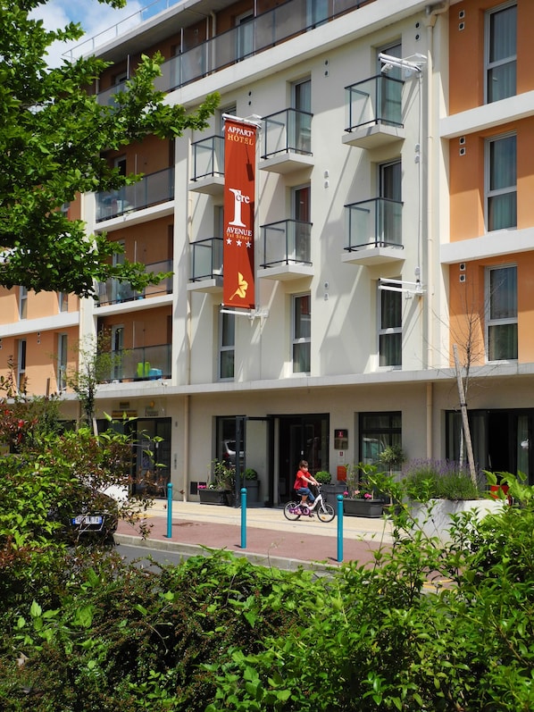 Villa Val Sénart accepte les chiens à Quincy-sous-Senart