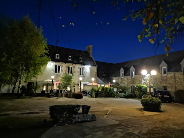 Logis Hôtel la Grassinais Saint-Malo accepte les chiens à Saint-Malo